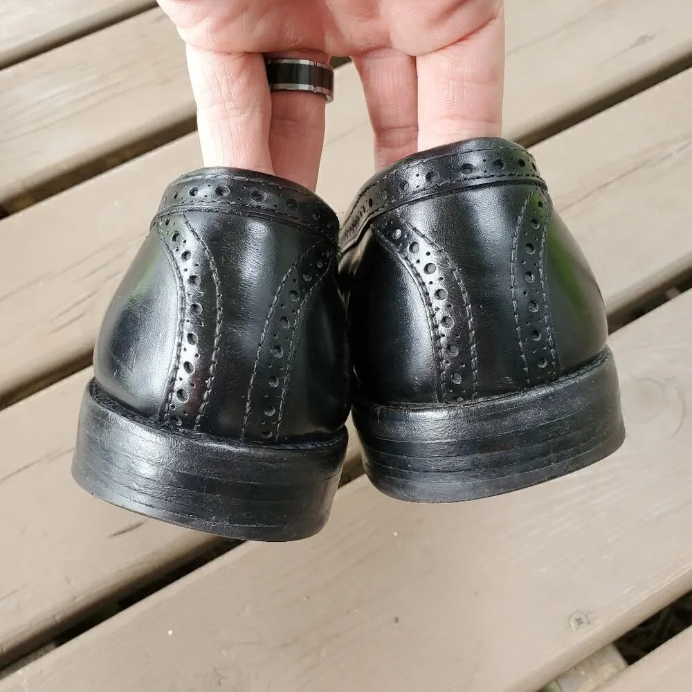 Vintage 80s Retro Preppy Acadamia Black Leather Kiltie Fringe Brogue Loafers 8.5
